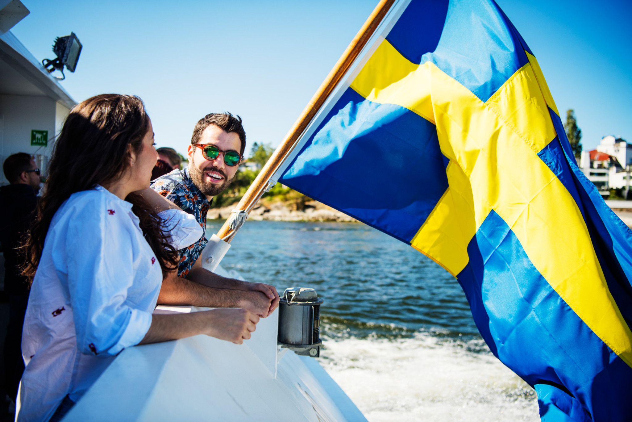 simon paulin friends by the water 6632 2048x1367